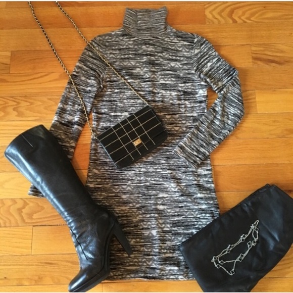 Missoni Tops - MISSONI Turtle Neck Tunic Mint!